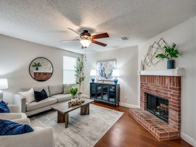 $327,500 | 5933 Thoroughbred Trail, Denton, TX 76210