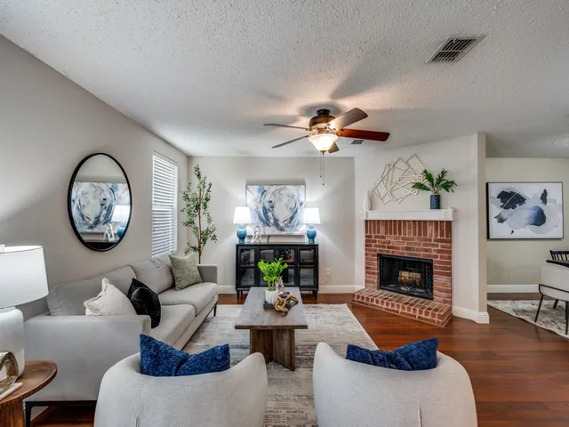 $327,500 | 5933 Thoroughbred Trail, Denton, TX 76210