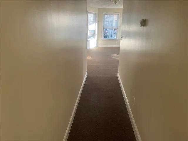 $1,800 | 585 Main Street, Unit 2A, East Greenwich, RI 02818