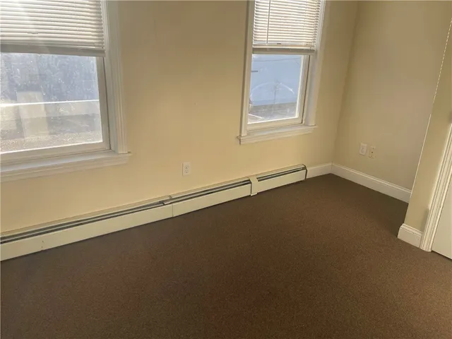 $1,800 | 585 Main Street, Unit 2A, East Greenwich, RI 02818