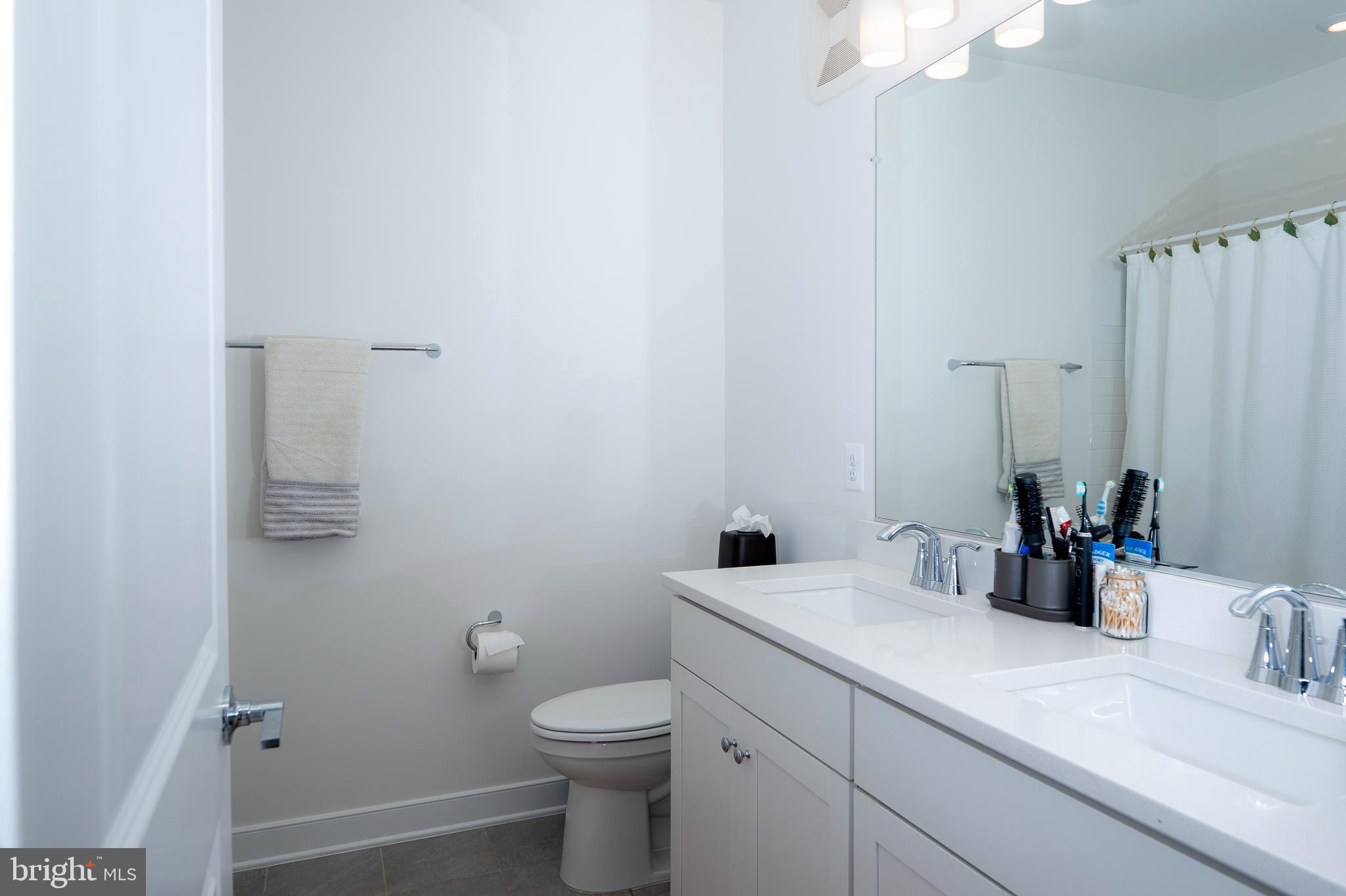 16132 Frederick Road Gaithersburg, MD 20877 - Photo 12 of 34