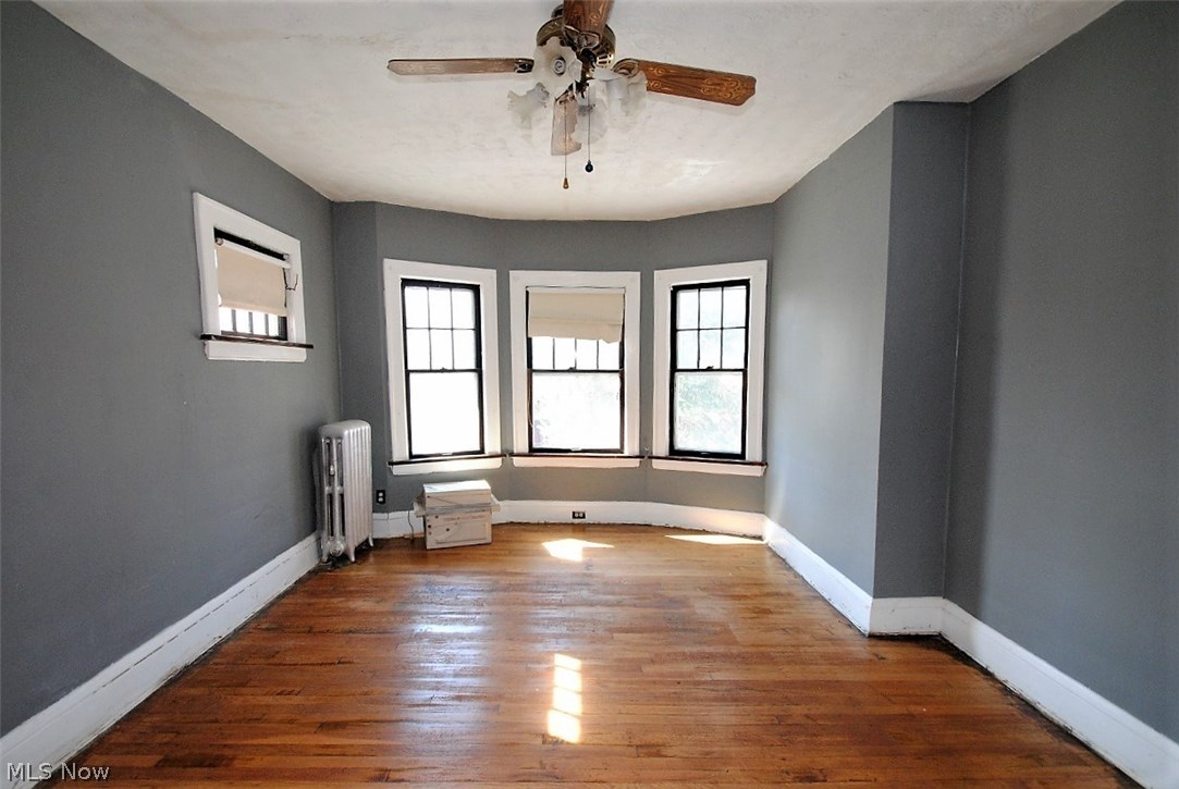 879 Herrick Road Cleveland, OH 44108 - Photo 18 of 29 Gallery Image 18