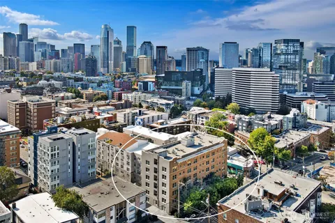 a picture of city view