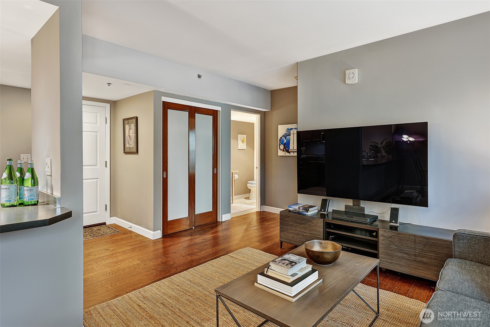 505 East Denny Way, Unit A106 Seattle, WA 98122 - Photo 6 of 37