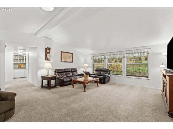 $524,900 | 49400 Eagle Rock Place, Vida, OR 97488