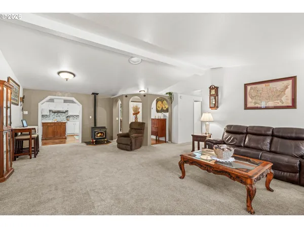 $524,900 | 49400 Eagle Rock Place, Vida, OR 97488