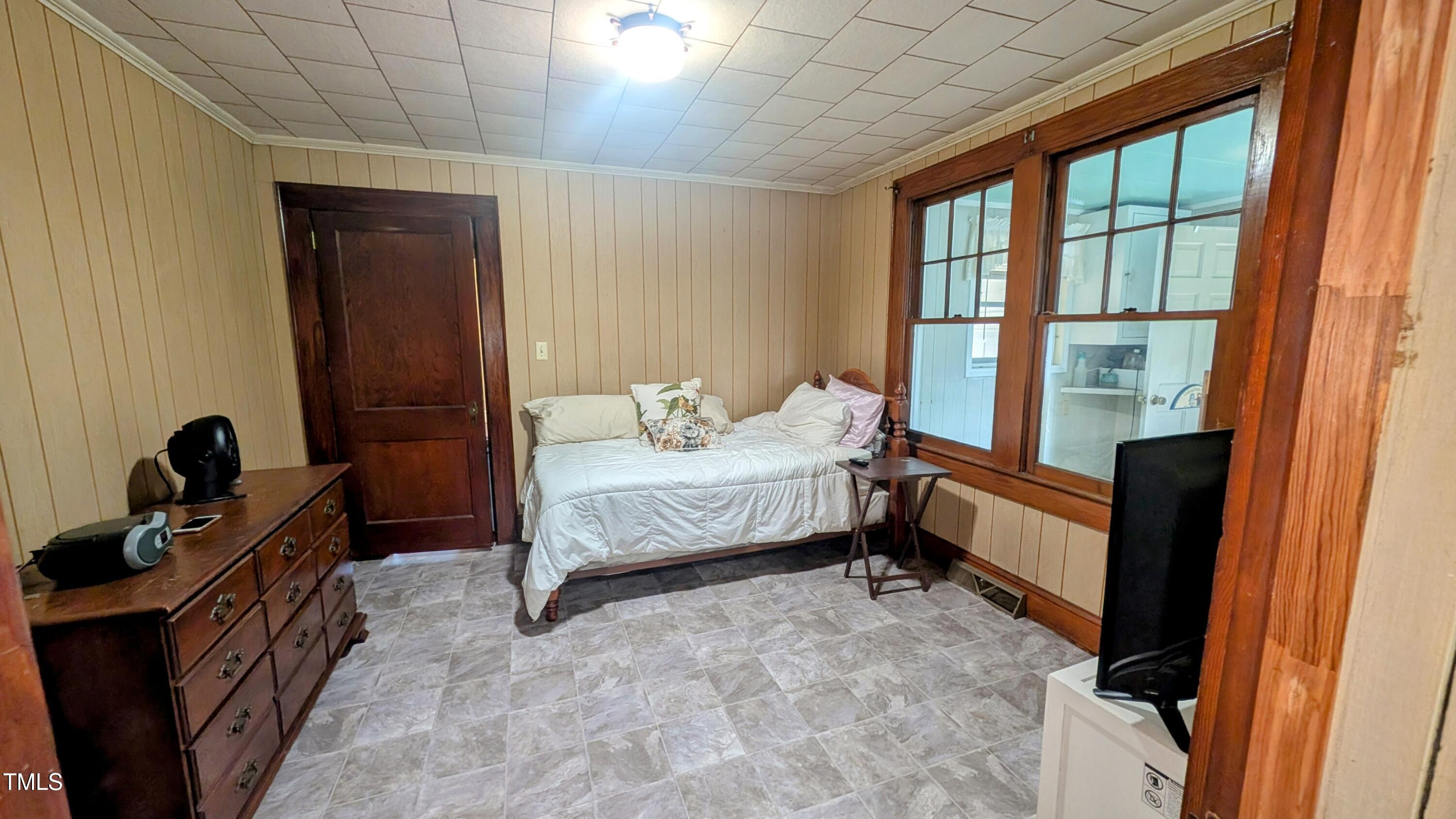 1529 West Hanover Road Burlington, NC 27217 - Photo 19 of 41 PXL_20250805_200842887~2