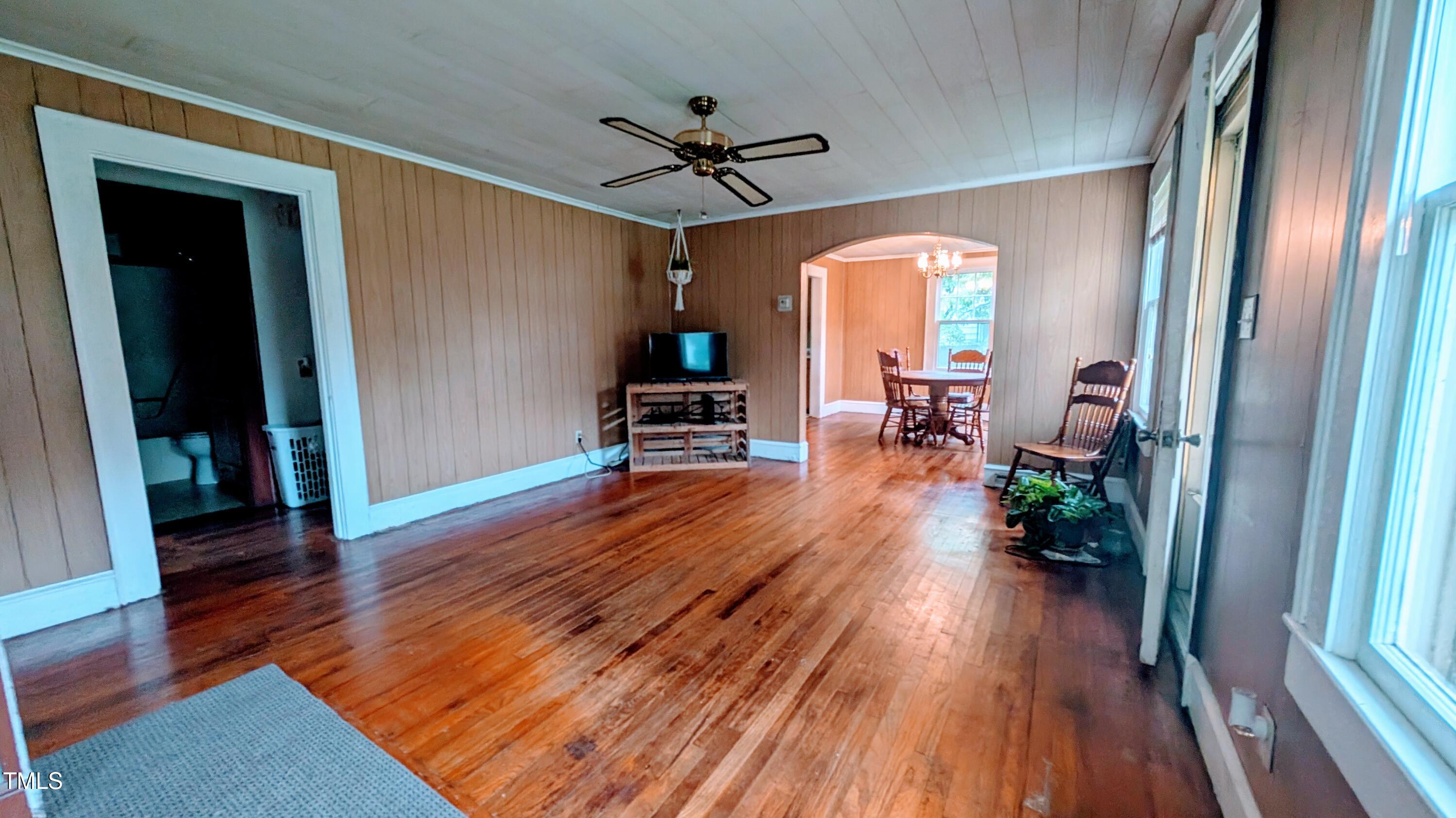 1529 West Hanover Road Burlington, NC 27217 - Photo 4 of 41 PXL_20250805_204155803~2