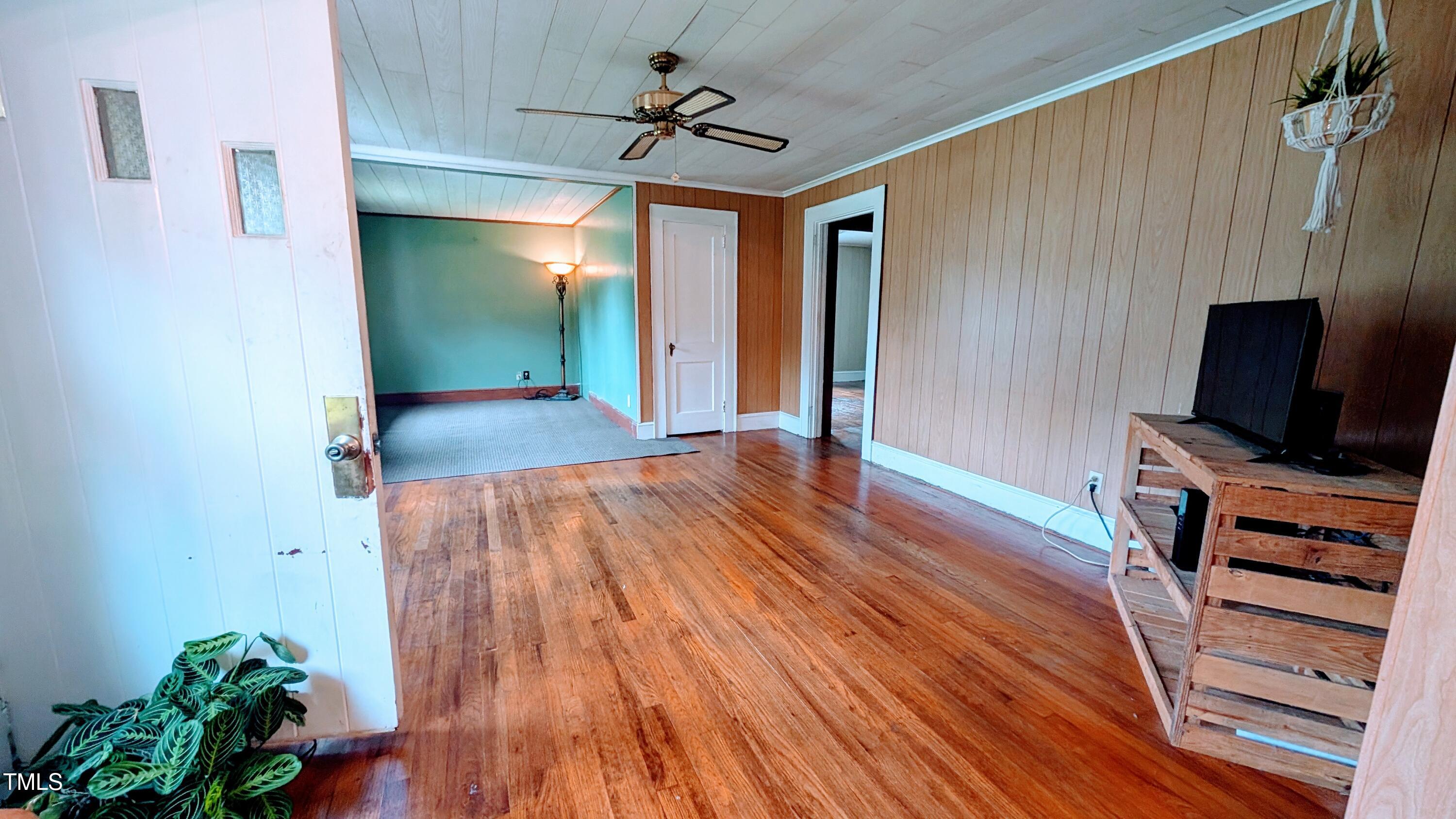 1529 West Hanover Road Burlington, NC 27217 - Photo 5 of 41 PXL_20250805_204105305~2