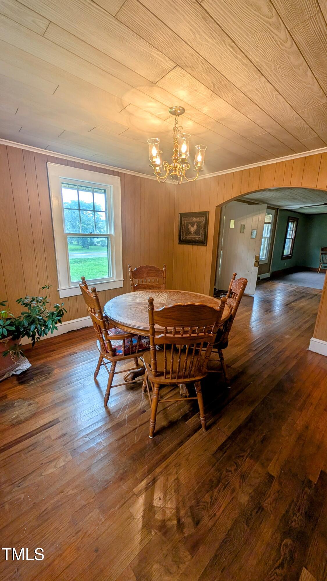 1529 West Hanover Road Burlington, NC 27217 - Photo 9 of 41 PXL_20250805_200734381~2