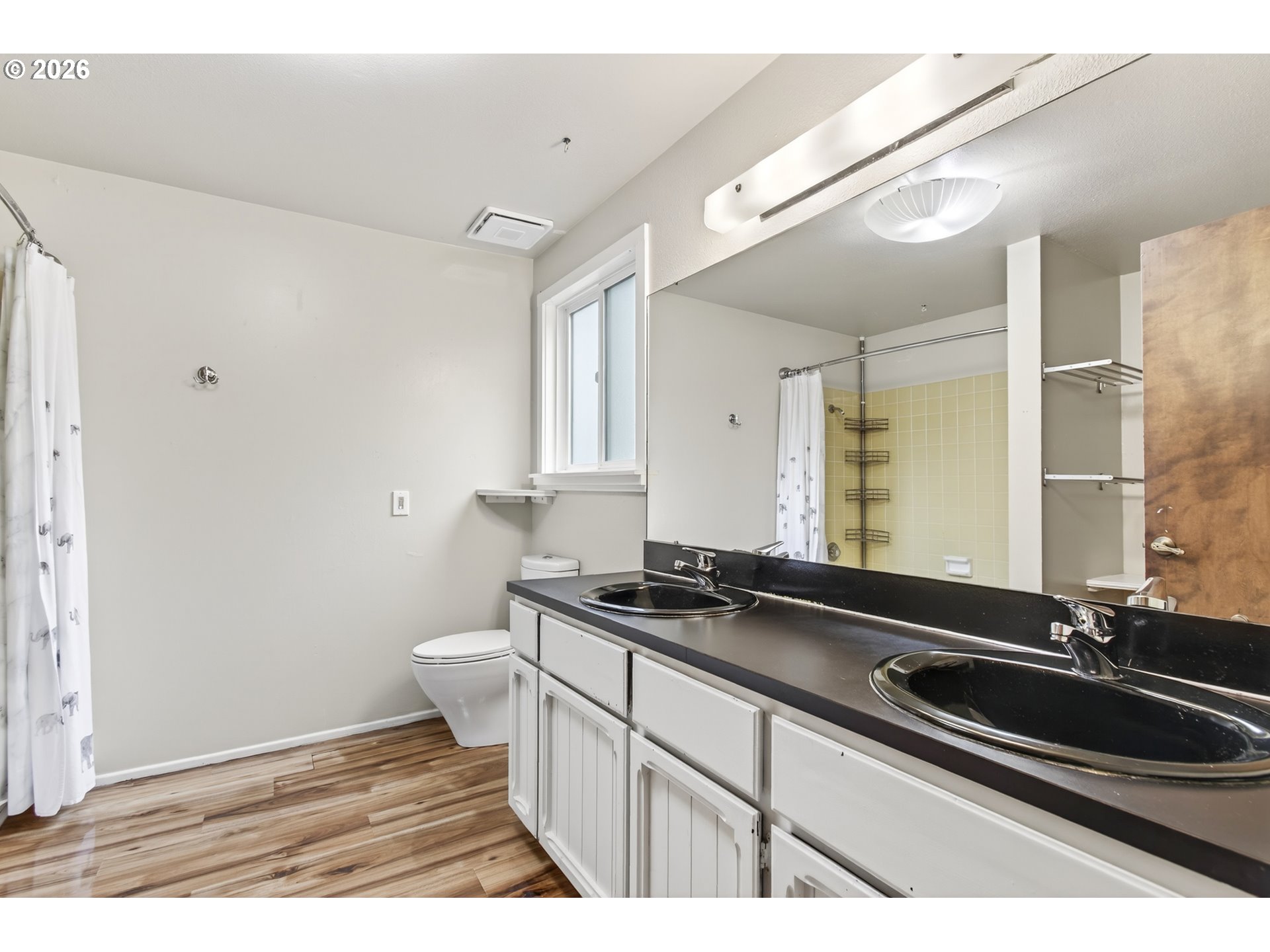 2090 Graham Drive Eugene, OR 97405 - Photo 15 of 30 a bathroom with a sink and a toilet