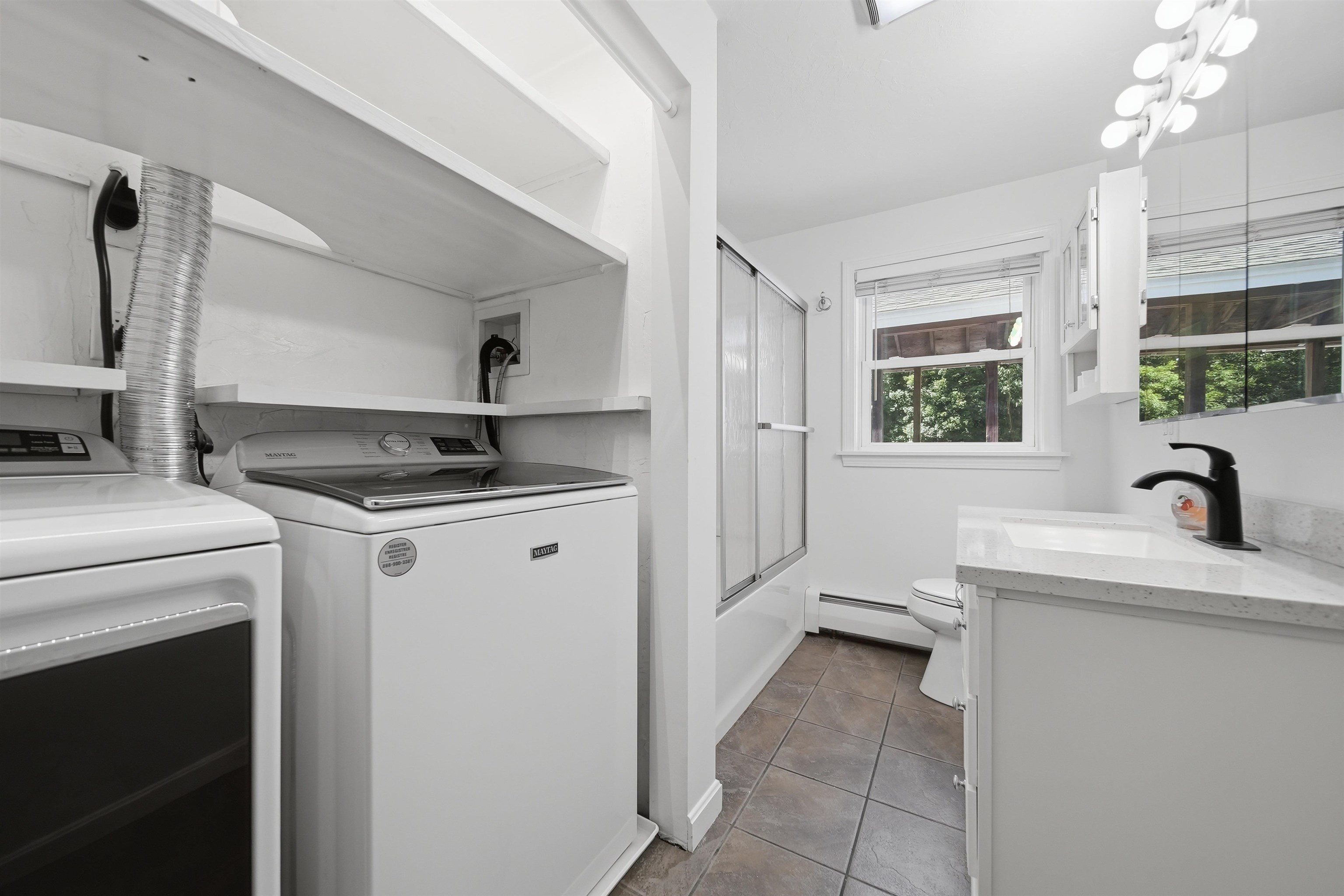 7 Wingate Road Sandown, NH 03873 - Photo 20 of 58 Gallery Image 20