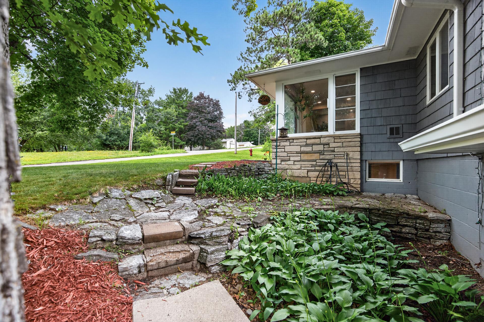 14623 Orchard Road Minnetonka, MN 55345 - Photo 27 of 32
