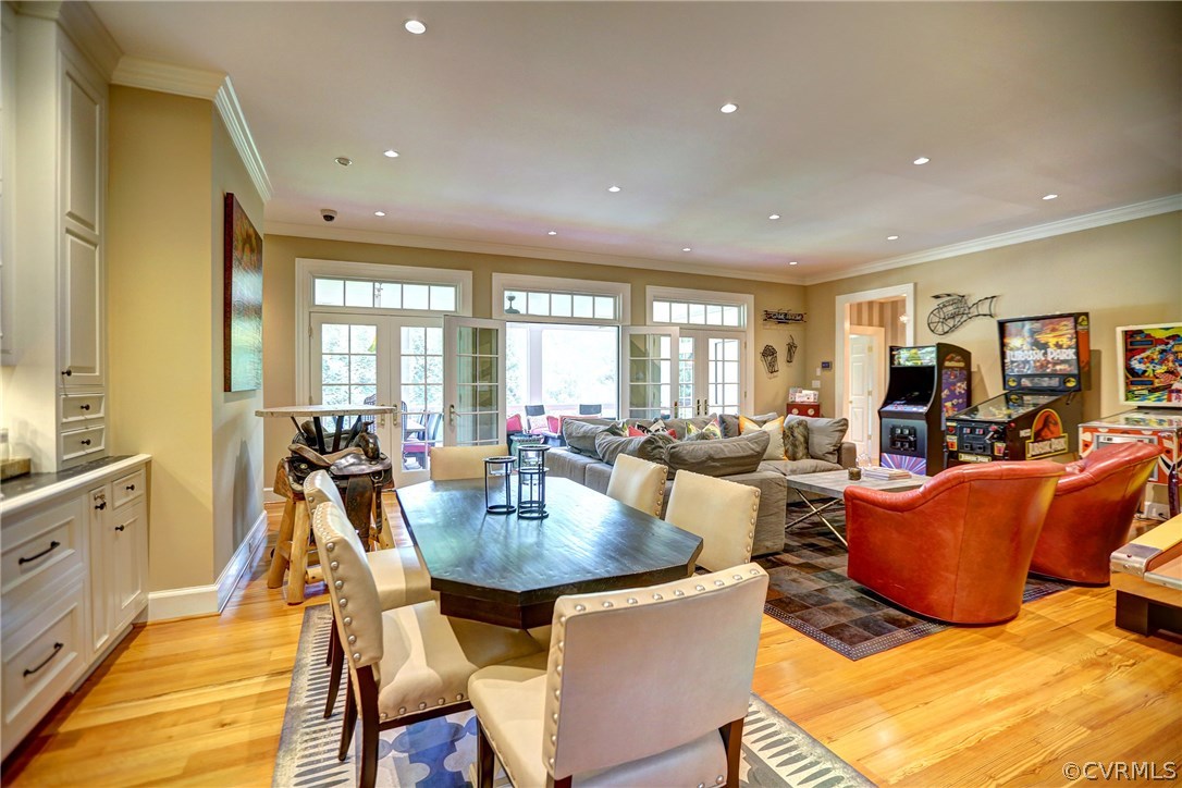 1 South Ridge Road Henrico, VA 23229 - Photo 31 of 50 a very nice looking dining room with furniture