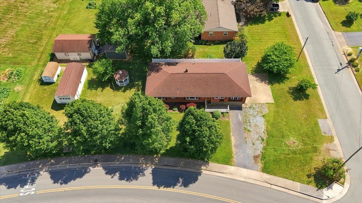 595 Bowman Road Dayton, VA 22821 - Photo 47 of 61 Gallery Image 47