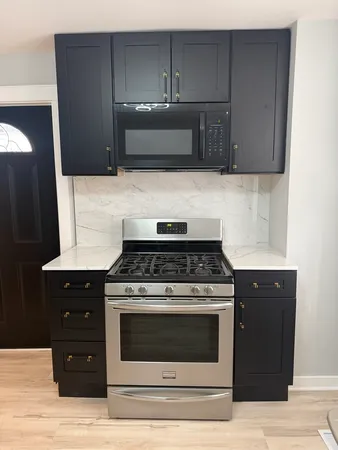 $2,100 | 2623 East 109th Street, Chicago, IL 60617