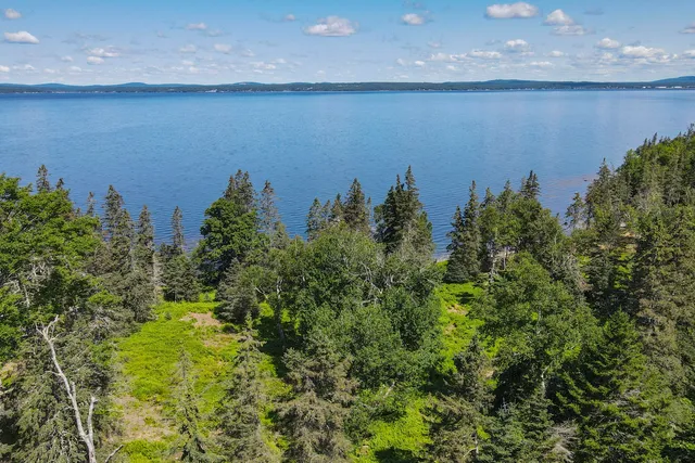 $650,000 | 1317 Lot 3 Trim Lane, Islesboro, ME 04848