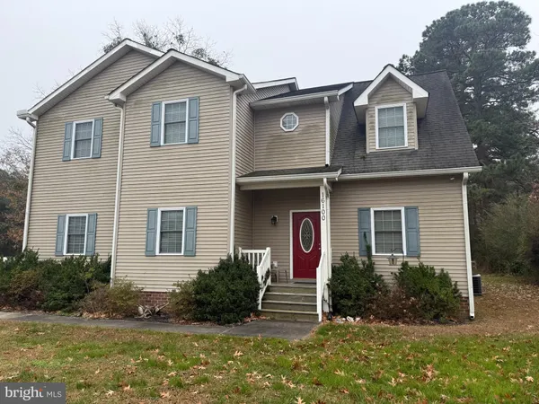 $499,000 | 16100 General Puller Highway, Deltaville, VA 23043