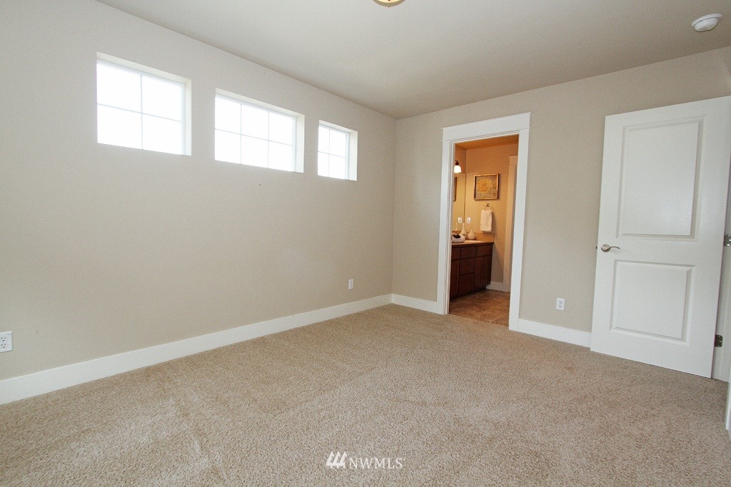 4721 Northeast 13th Place Renton, WA 98059 - Photo 15 of 20 Gallery Image 15