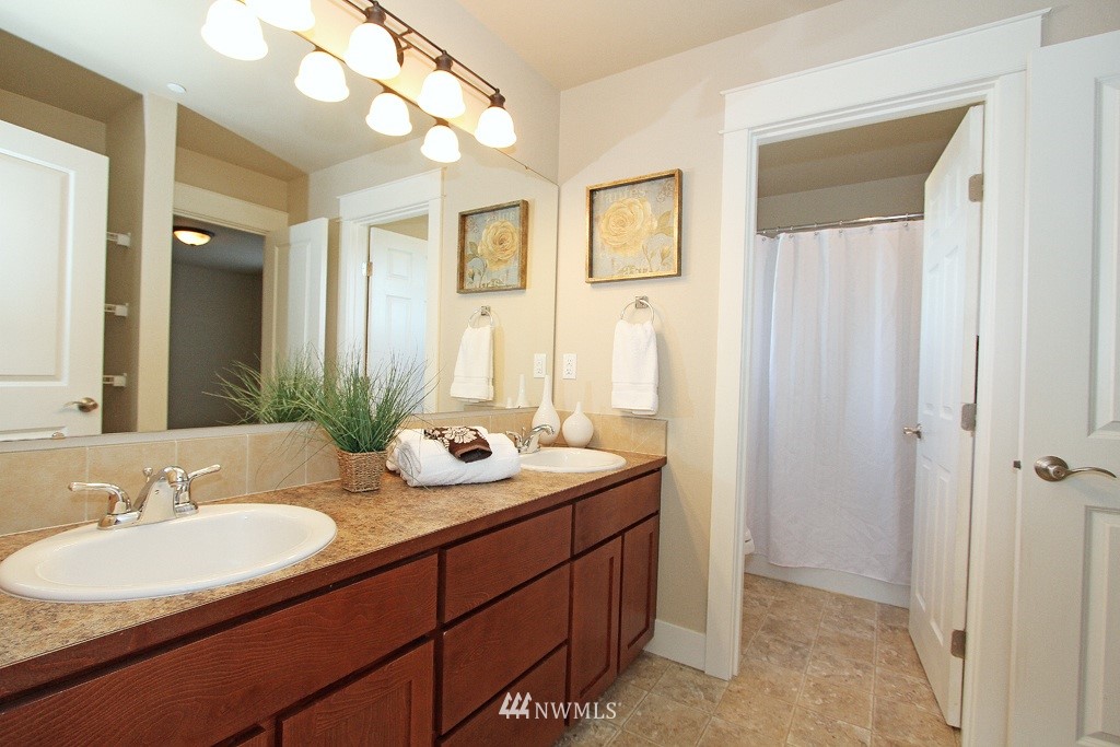 4721 Northeast 13th Place Renton, WA 98059 - Photo 16 of 20 Gallery Image 16