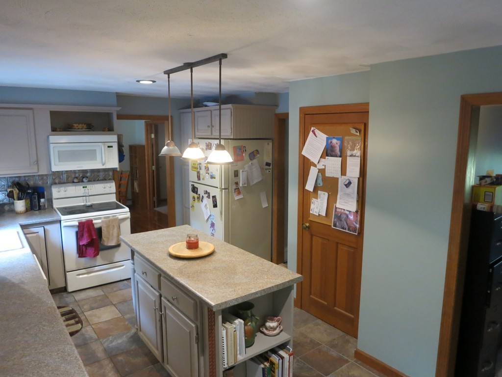 10 Ballou Road Hopedale, MA 01747 - Photo 4 of 26 Gallery Image 4