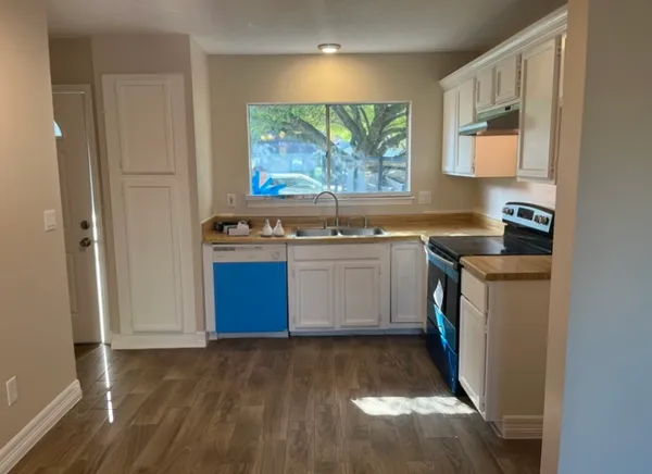 $1,585 | 18018 Santolina Lane, Katy, TX 77449