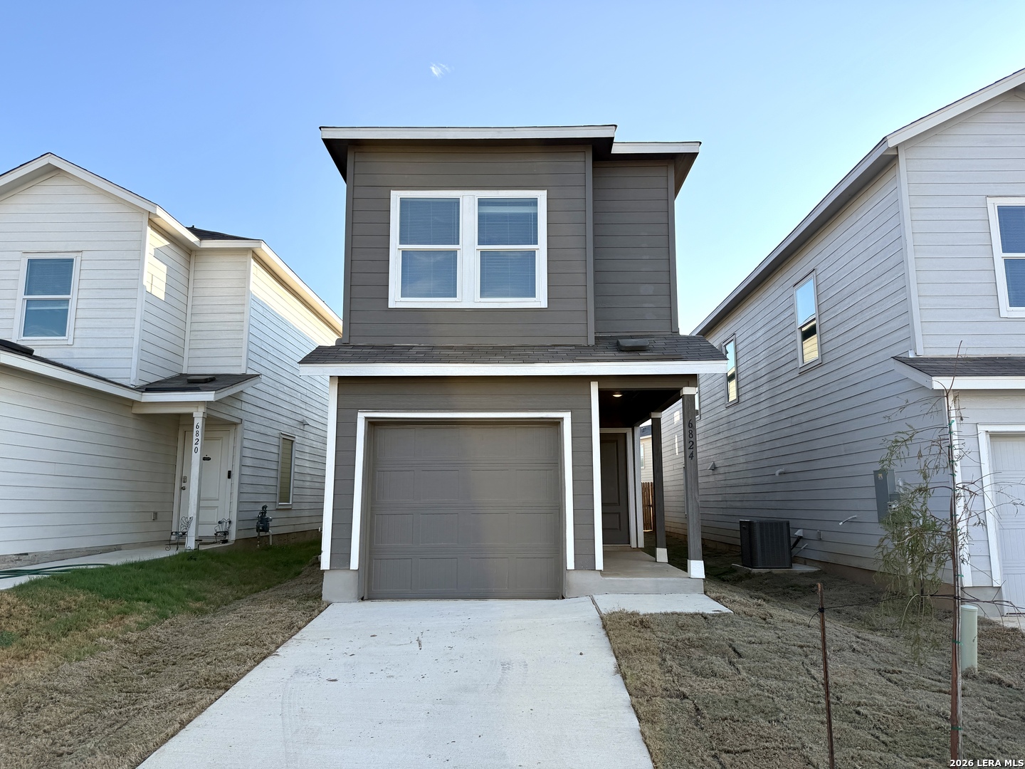 6824 Marble Ridge Elmendorf, TX 78112 - Photo 4 of 23 Gallery Image 4