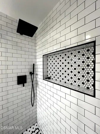 $2,700 | 2002 Calle La Sombra, Unit 1, Simi Valley, CA 93063