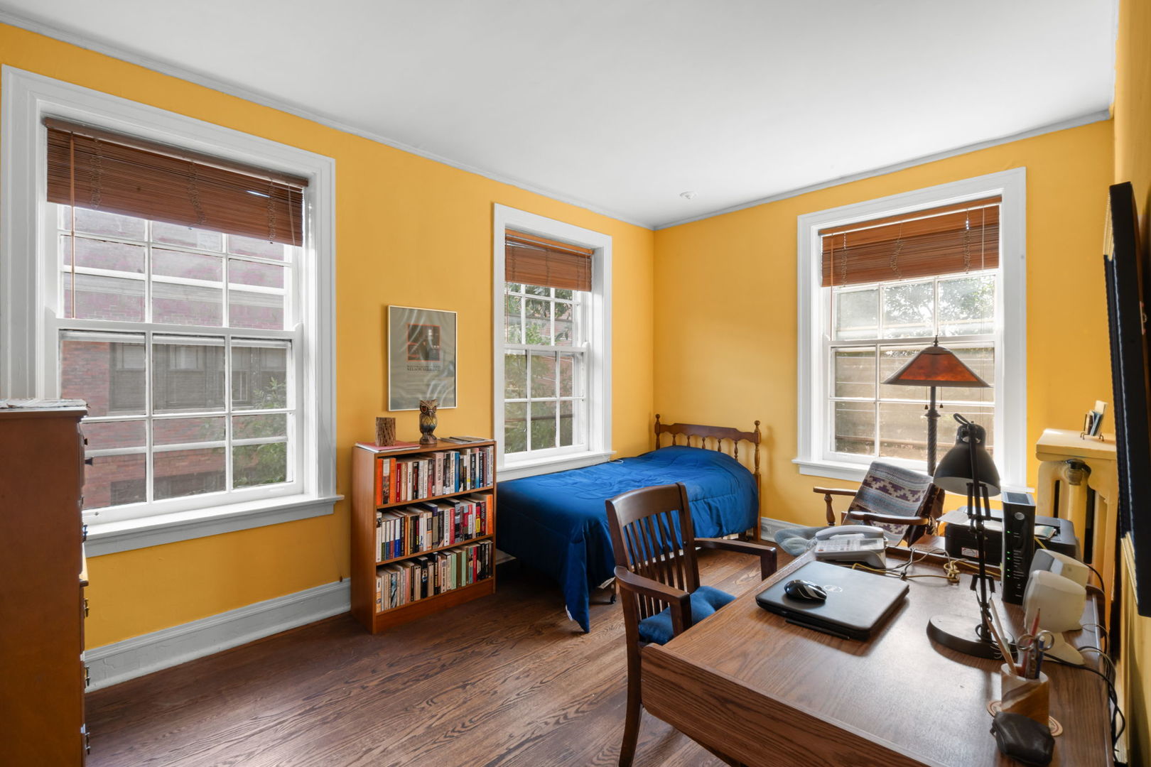 1424 East 58th Street, Unit 3 Chicago, IL 60637 - Photo 12 of 17