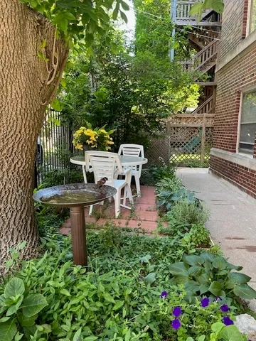 $280,000 | 1424 East 58th Street, Unit 3, Chicago, IL 60637