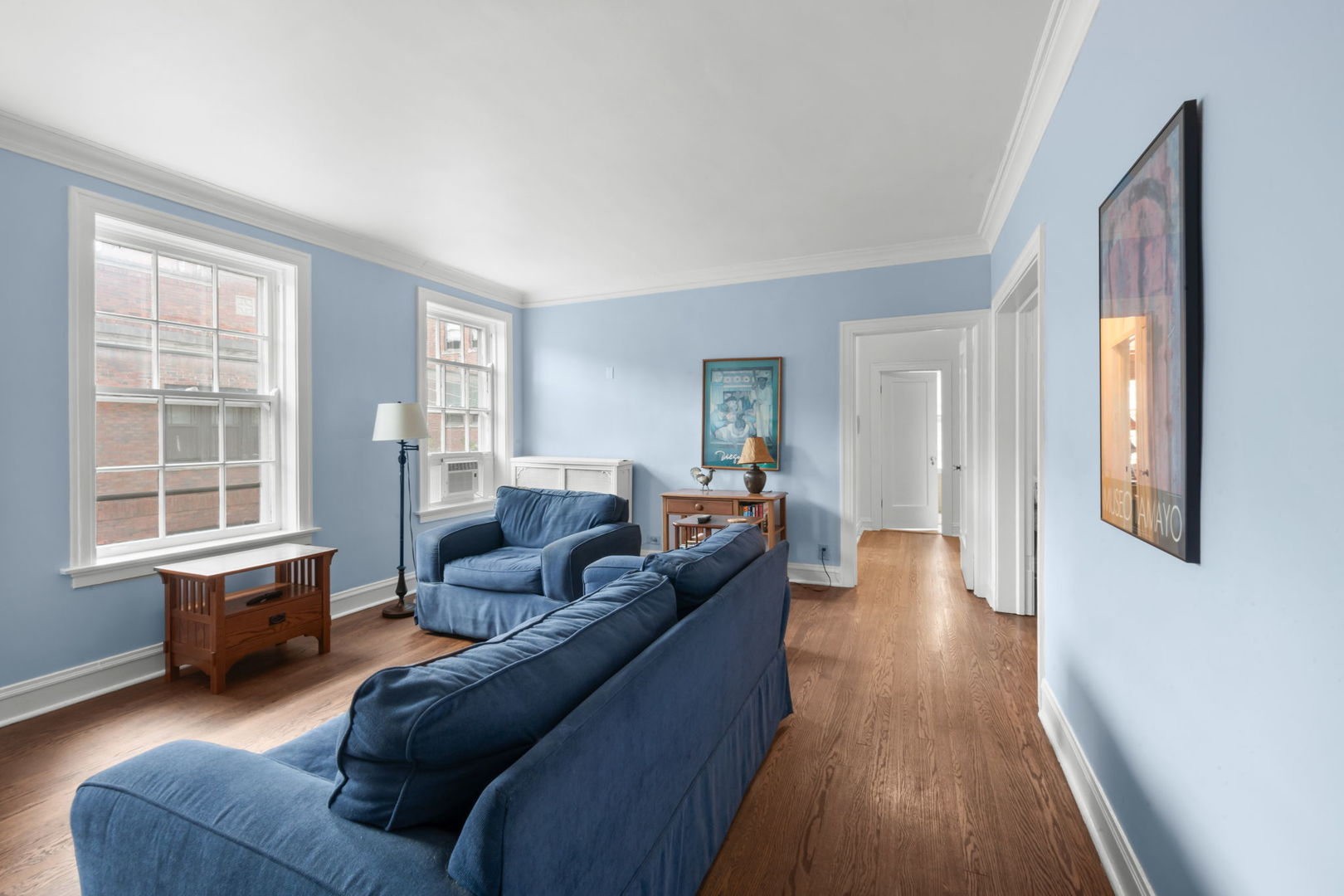 1424 East 58th Street, Unit 3 Chicago, IL 60637 - Photo 3 of 17