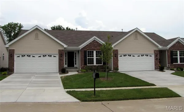 $400,000 | 114 Fallon Villa Court, O'Fallon, MO 63368