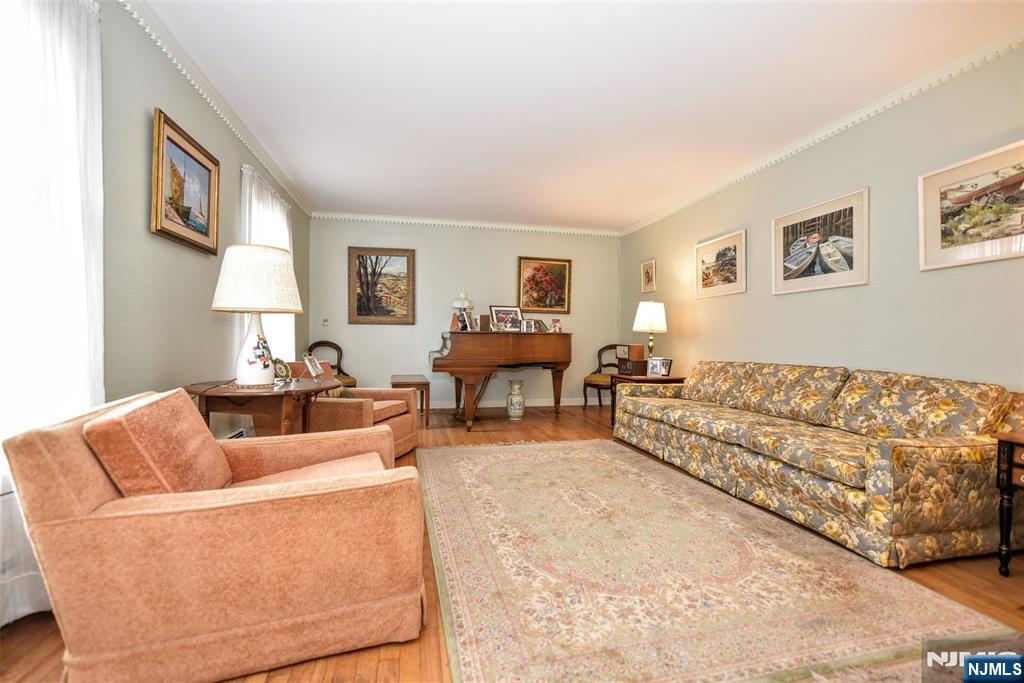 40 Hering Road Montvale, NJ 07645 - Photo 4 of 29 a living room with furniture and a couch