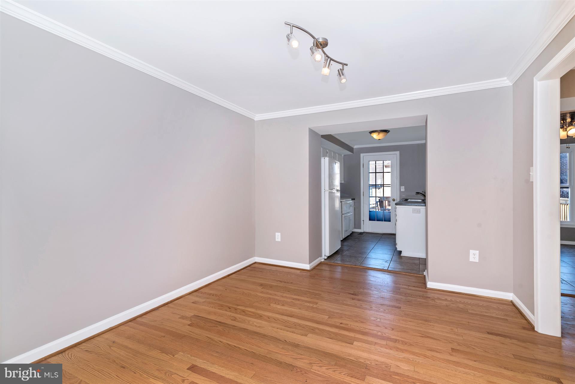 8016 Hollow Reed Court Frederick, MD 21701 - Photo 8 of 29 Dining Room