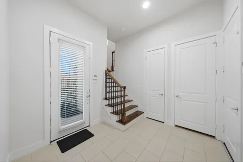 $349,000 | 118 North Hutcheson Street, Houston, TX 77003