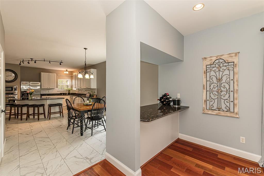 733 Castle Ridge Drive Ballwin, MO 63021 - Photo 21 of 74