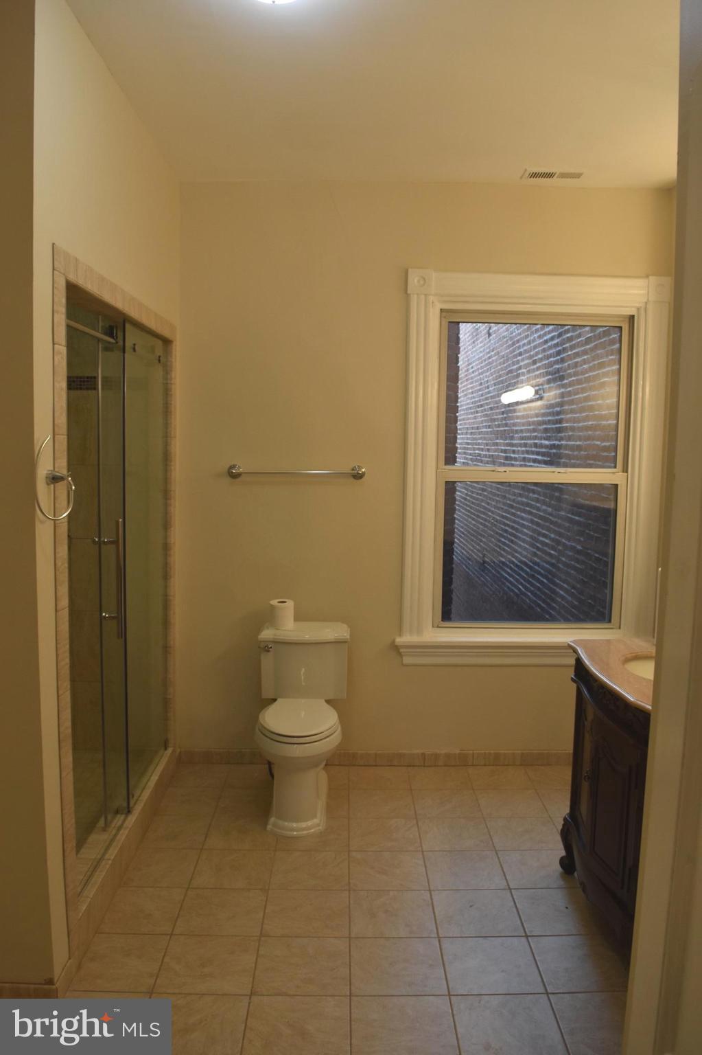 138 R Street Northeast Washington, DC 20002 - Photo 9 of 24 Bath (Master)