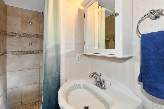 $779,000 | 2313 Roberto Street, Napa, CA 94558