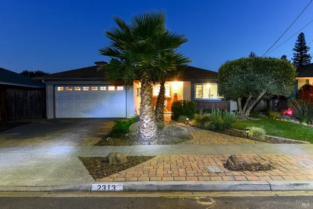 $779,000 | 2313 Roberto Street, Napa, CA 94558