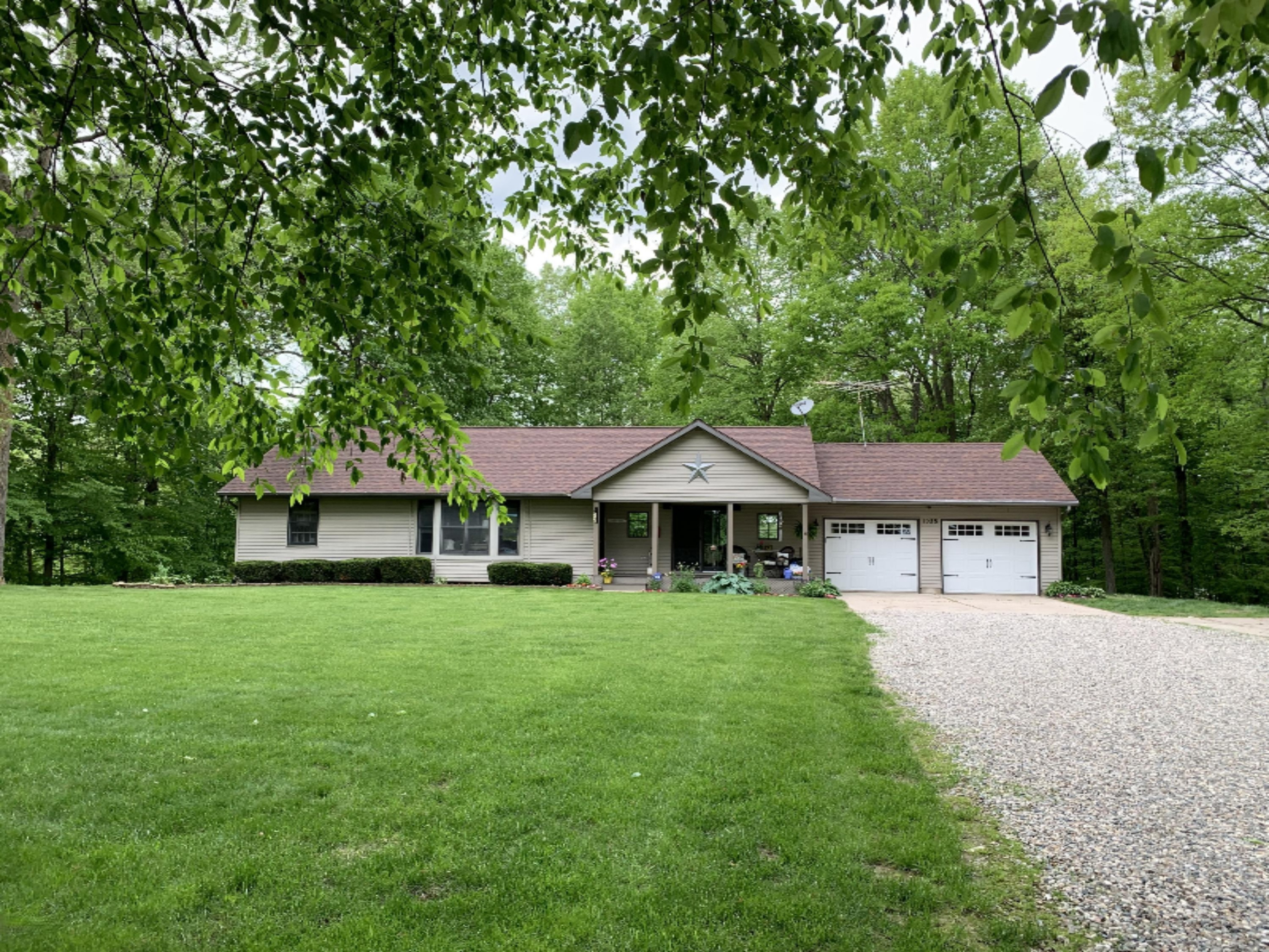 1935 East Parmeter Road Ionia, MI 48846 - Photo 1 of 54 IMG_0166