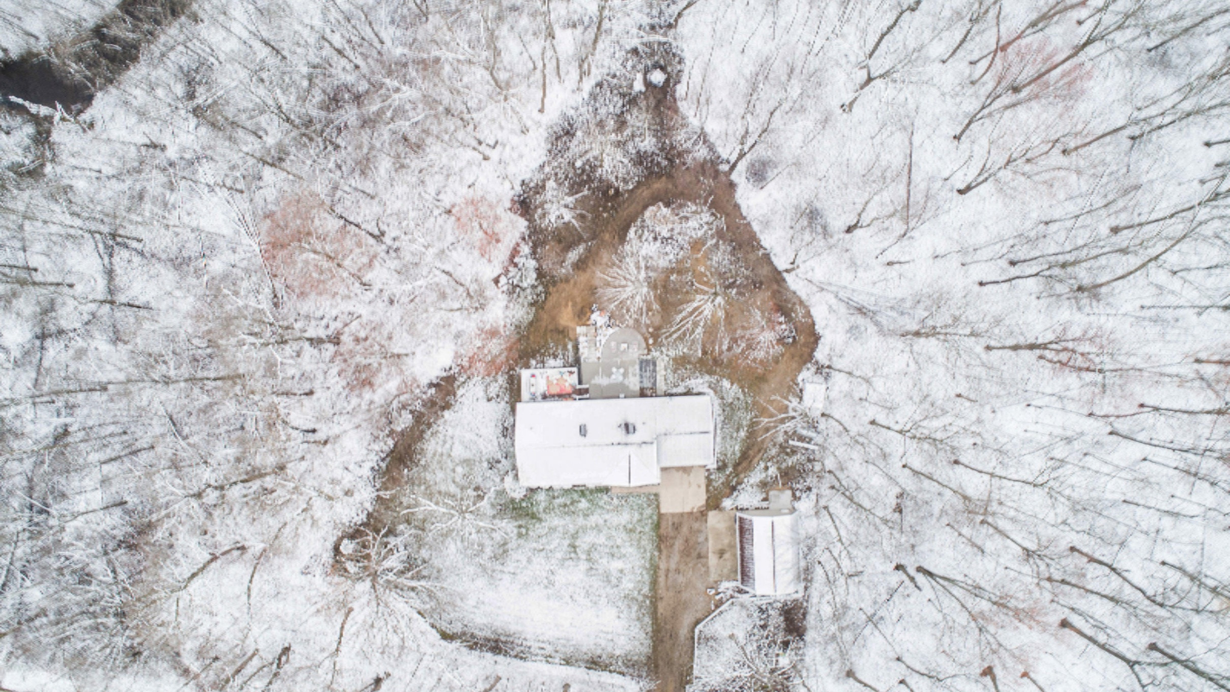 1935 East Parmeter Road Ionia, MI 48846 - Photo 53 of 54 DJI_0353