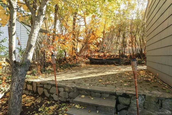 $6,200 | 215 Maple Avenue, Mamaroneck, NY 10543