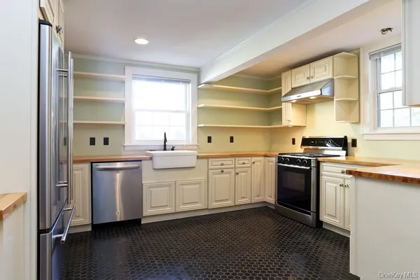 $6,200 | 215 Maple Avenue, Mamaroneck, NY 10543