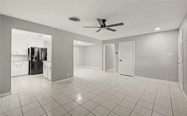 a view of empty room