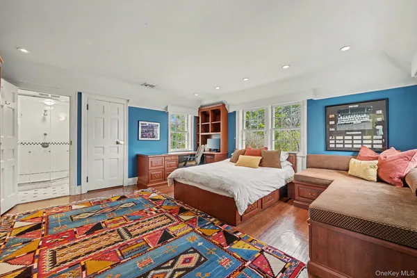 $3,795,000 | 2 Park Drive South, Rye, NY 10580