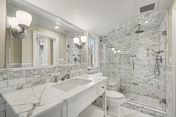 $3,795,000 | 2 Park Drive South, Rye, NY 10580