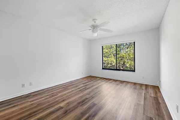 $425,000 | 300 North Hwy A1A, Unit 303G, Jupiter, FL 33477