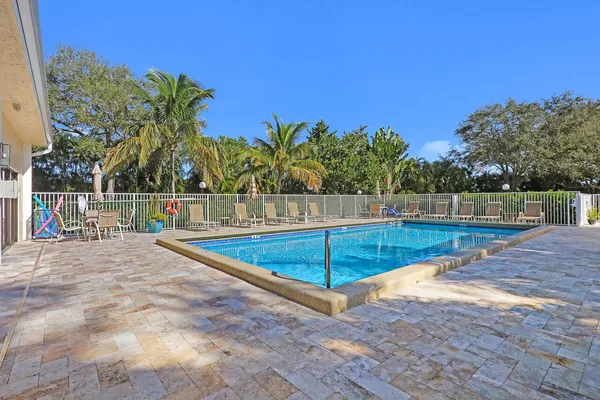 $425,000 | 300 North Hwy A1A, Unit 303G, Jupiter, FL 33477