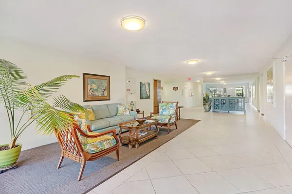 $425,000 | 300 North Hwy A1A, Unit 303G, Jupiter, FL 33477
