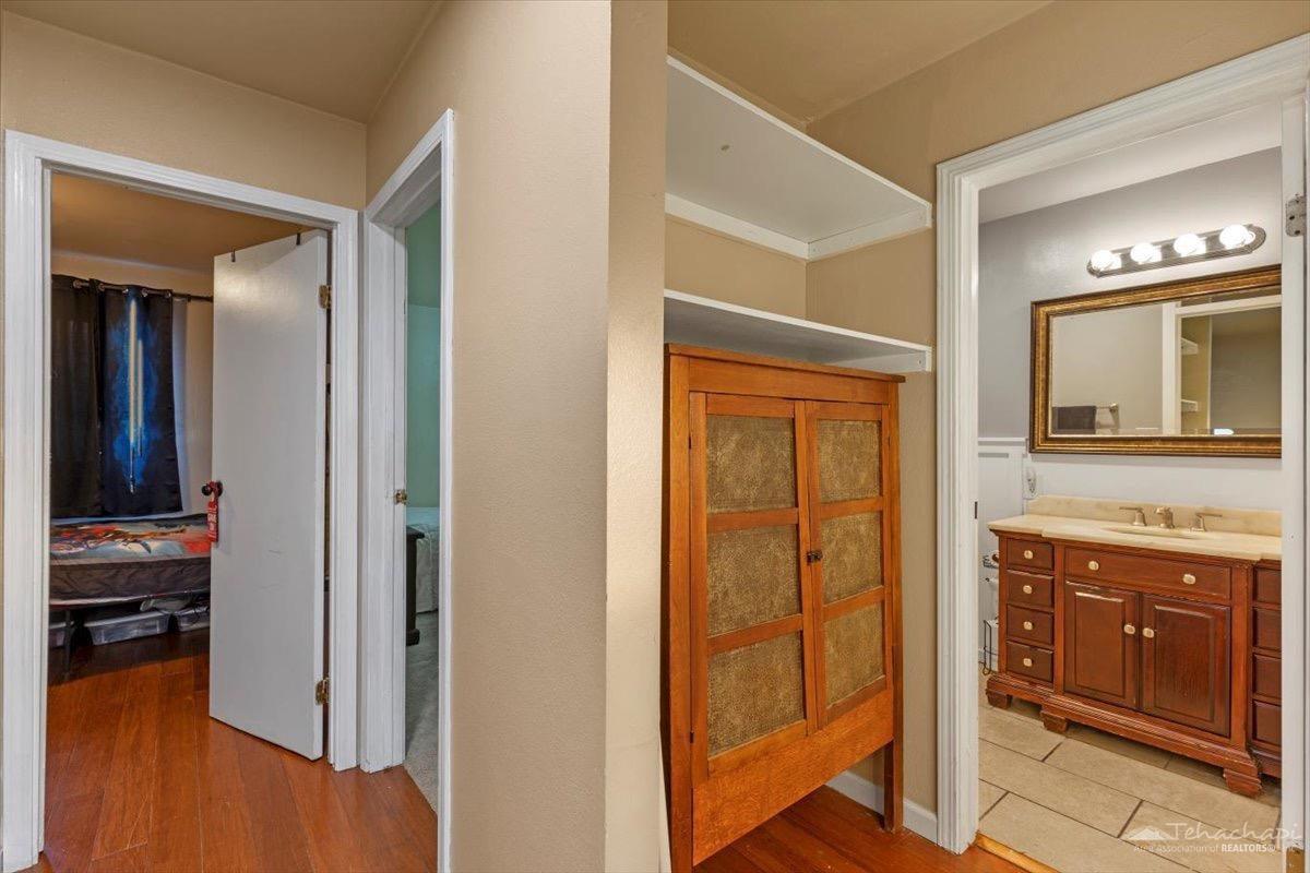 23932 Willow Canyon Road Tehachapi, CA 93561 - Photo 31 of 56 Gallery Image 31